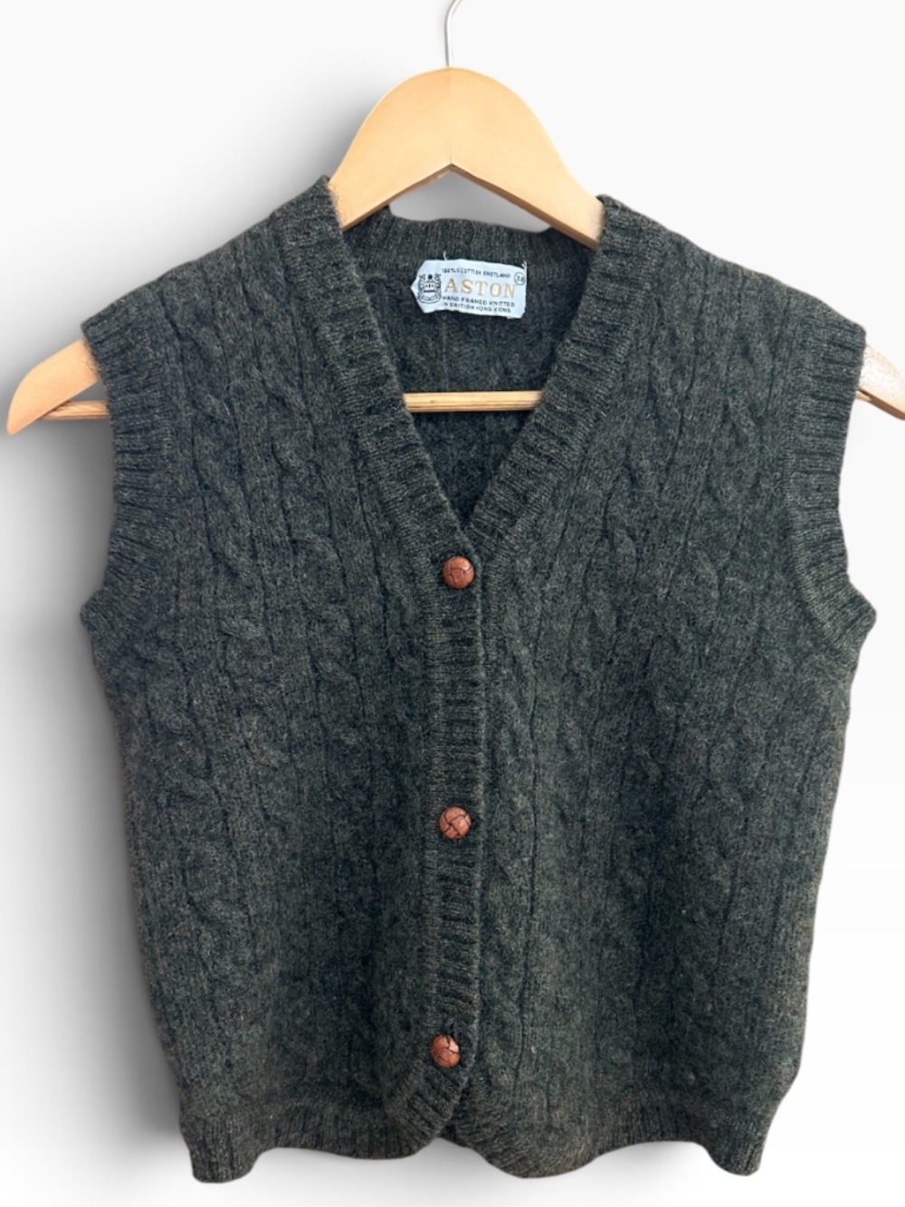 Vintage 80s Aston Wool Cable Knit Sweater Vest Charcoal Gray 38
